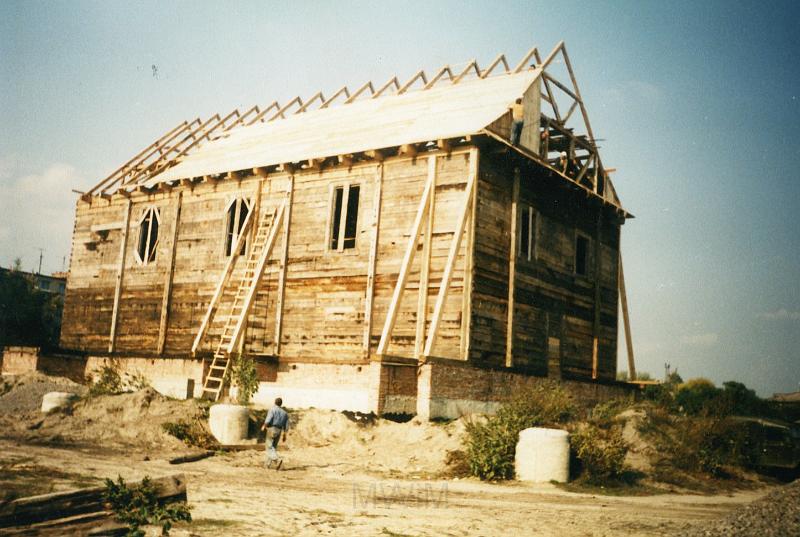 KKE 3340.jpg - Budowa kościoła w Kowlu, Kowel, 1996 r.